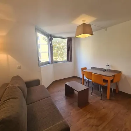 Nice Apt For 4 In Apartment Cannes